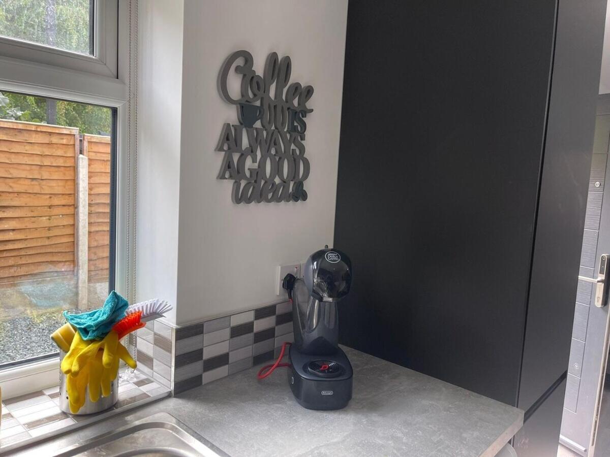 Sav Apartments - 2 Bed Cosy Flat Saffron Leicester Kamer foto