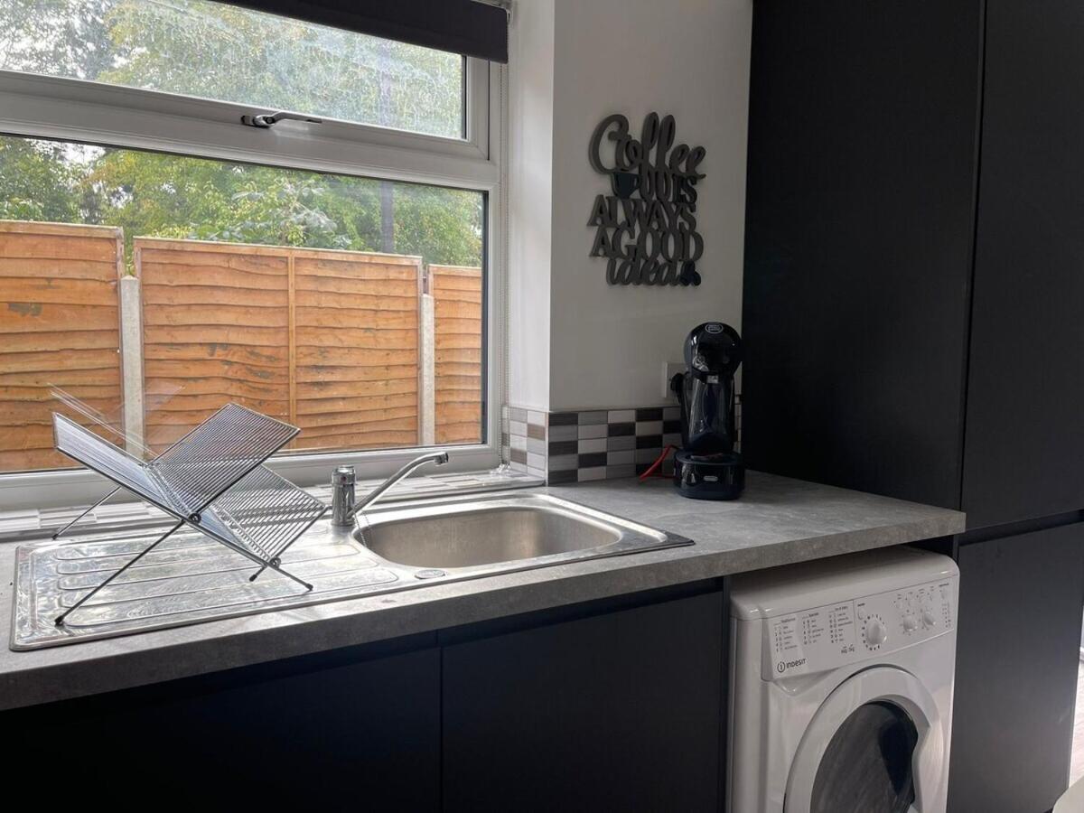 Sav Apartments - 2 Bed Cosy Flat Saffron Leicester Kamer foto